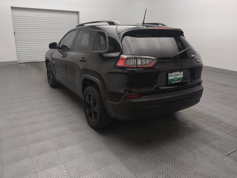 Used 2021 Jeep Cherokee Latitude Plus FWD image 5