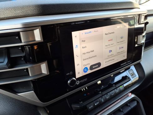 Used 2022 Toyota Tundra SR5 image 19