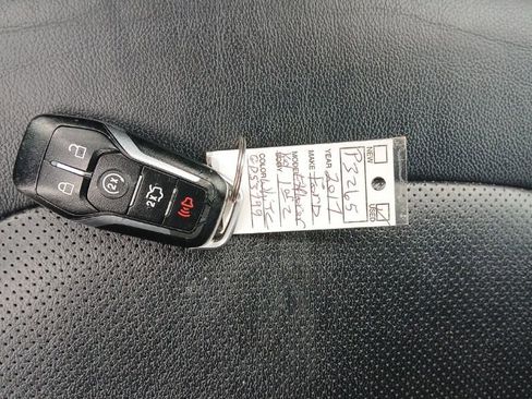 Used 2017 Ford Explorer Limited image 43