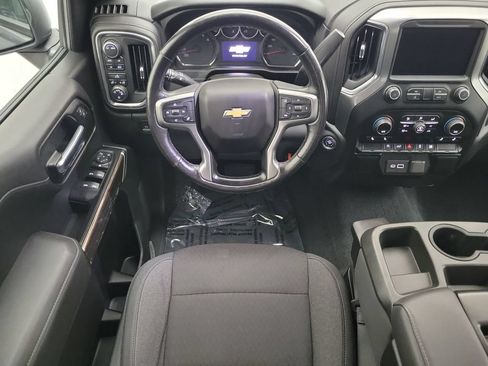 Certified 2020 Chevrolet Silverado 1500 LT w/ All-Star Edition AWD/4WD image 12