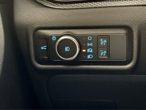 Used 2023 Ford Explorer ST-Line image 19