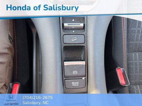 Used 2024 Honda HR-V Sport image 17