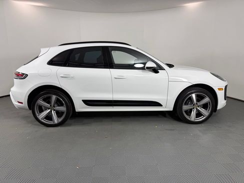 Certified 2026 Porsche Macan Turbo AWD/4WD image 8