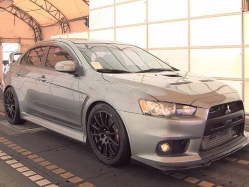 Used 2015 Mitsubishi Lancer Evolution GSR AWD/4WD image 2