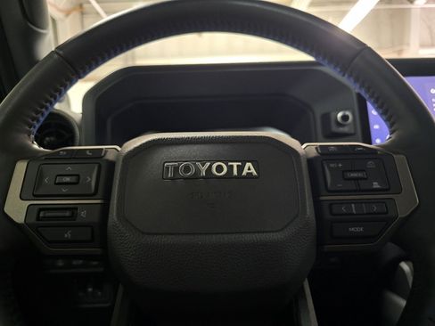 Certified 2024 Toyota Land Cruiser image 22