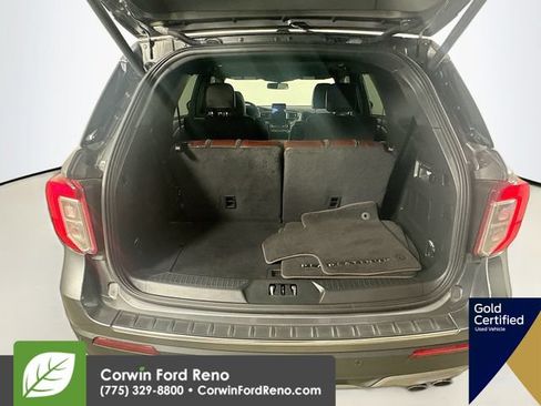 Used 2024 Ford Explorer Platinum w/ Technology Package AWD/4WD image 31