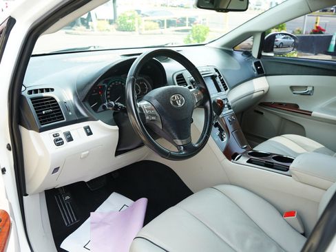 Used 2009 Toyota Venza AWD image 13