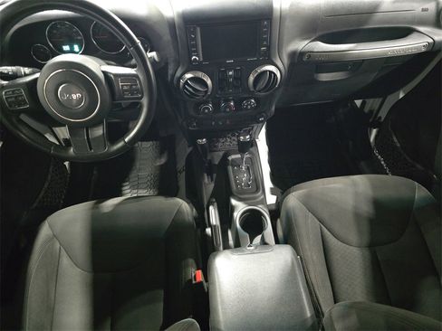 Used 2017 Jeep Wrangler Unlimited Sport w/ Quick Order Package 24S image 9