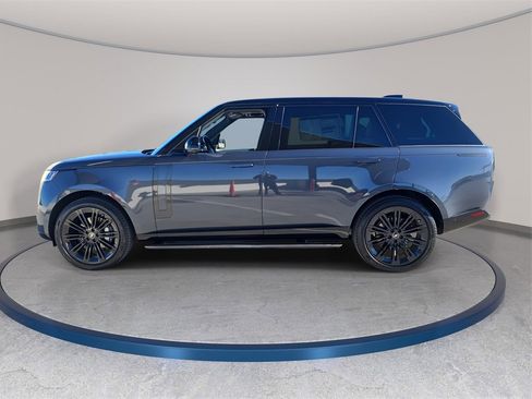 New 2025 Land Rover Range Rover Long Wheelbase SE image 8