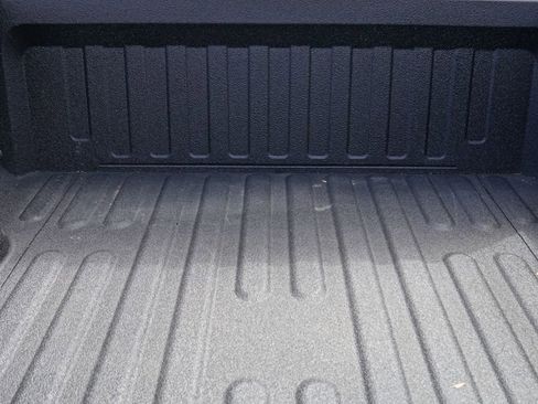 Used 2022 RAM 1500 Big Horn AWD/4WD image 9