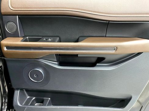 Used 2021 Ford Expedition Max King Ranch image 29