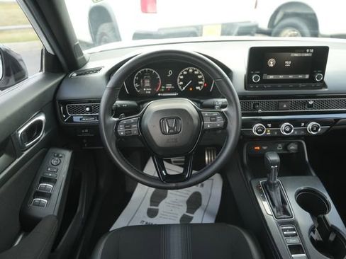 Used 2024 Honda Civic Sport image 21