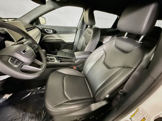 New 2026 Jeep Compass Limited AWD/4WD image 19