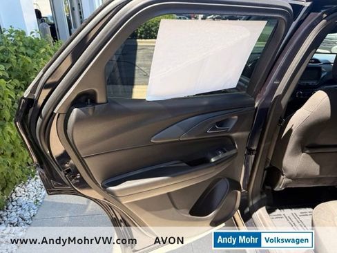 Used 2021 Chevrolet TrailBlazer LT w/ Convenience Package FWD image 23