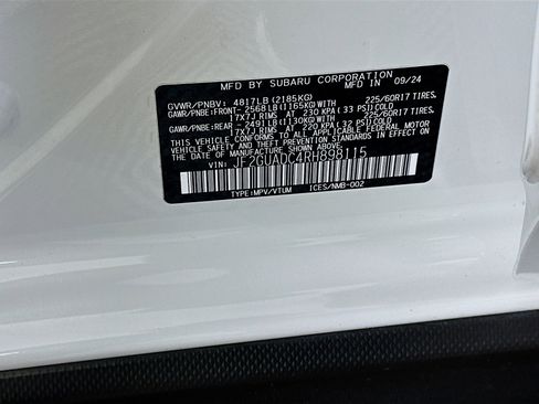 Used 2024 Subaru Crosstrek 2.0i Premium image 12