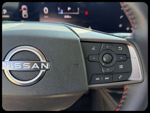 New 2026 Nissan Sentra SR FWD image 31