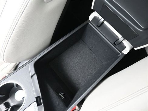 Used 2023 Genesis G70 2.0T w/ Sport Prestige Package image 19