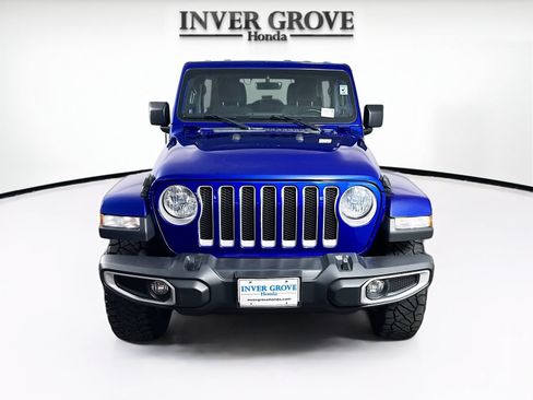Used 2020 Jeep Wrangler Unlimited Sahara w/ Uconnect 4C Nav & Sound Group AWD/4WD image 2