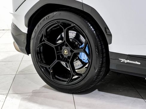 Used 2024 Lamborghini Urus Performante image 66