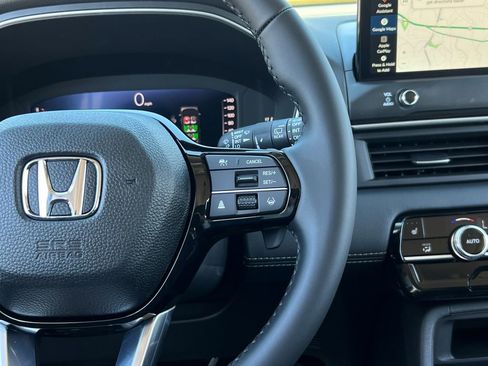 New 2026 Honda Pilot Touring image 19