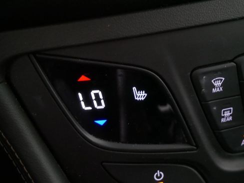 Used 2017 Buick Envision Essence AWD/4WD image 23