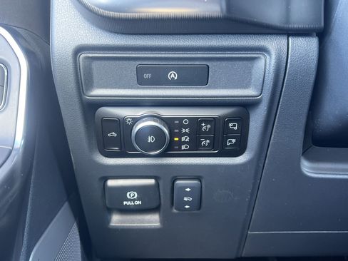 New 2025 Ford F150 Platinum w/ FX4 Off-Road Package image 18