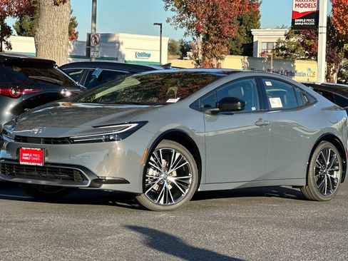 New 2026 Toyota Prius Limited image 2