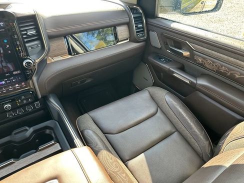 Used 2025 RAM 1500 Limited w/ Trailer Tow Group AWD/4WD image 26