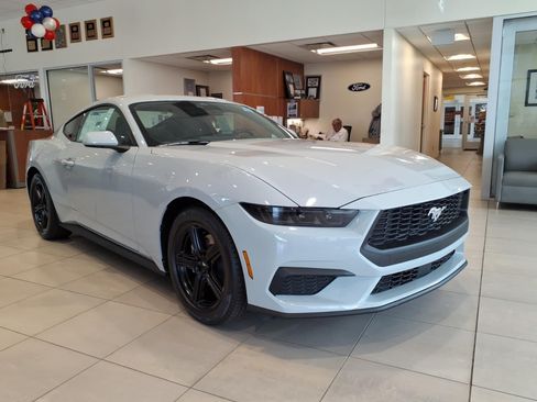 New 2026 Ford Mustang Coupe RWD image 3