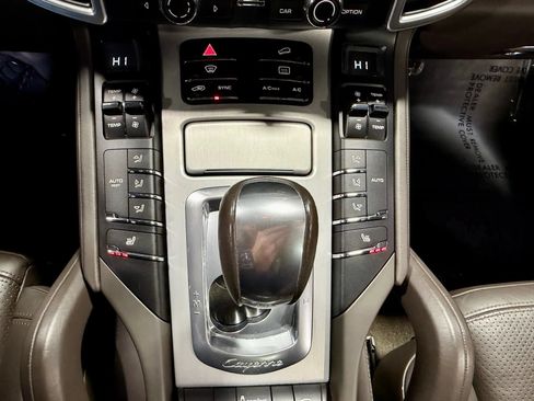 Used 2016 Porsche Cayenne GTS AWD/4WD image 21