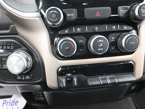 Used 2022 RAM 1500 Laramie w/ Off Road Group image 12