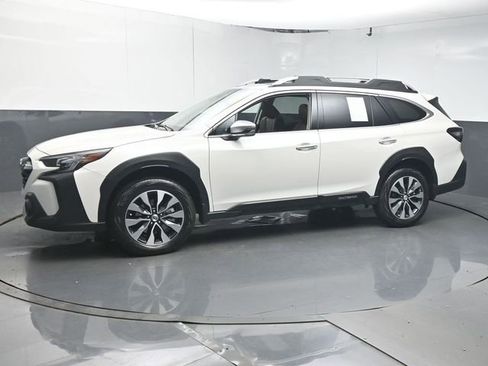 Certified 2025 Subaru Outback Touring XT w/ Popular Package #2 AWD/4WD image 4