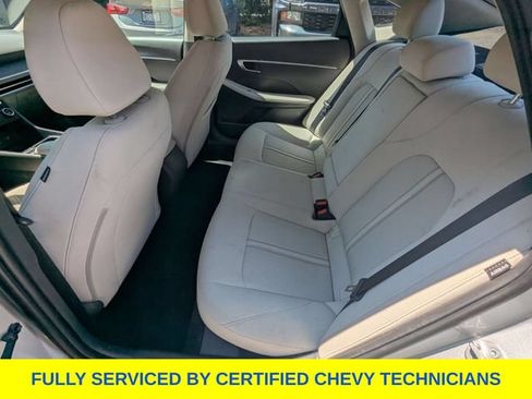 Used 2025 Hyundai Sonata SEL FWD image 15