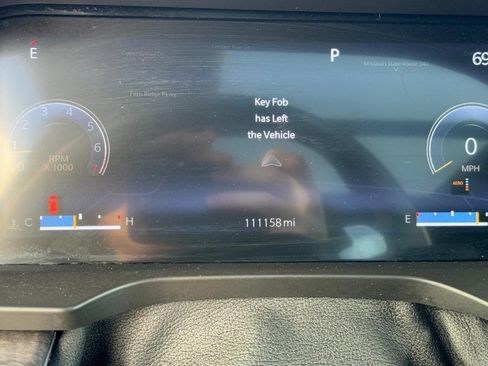 Used 2022 Jeep Grand Cherokee L Overland w/ Advanced Protech Group III image 22