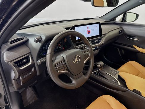 Certified 2023 Lexus UX 250h 250h Premium w/ Accessory Package (Z1) image 9