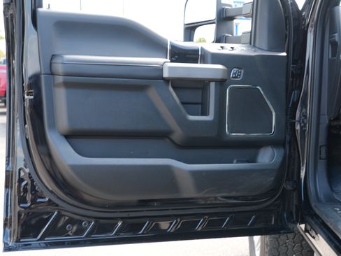 Used 2021 Ford F350 Platinum AWD/4WD image 16