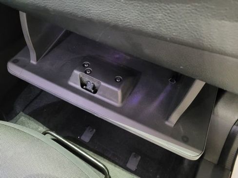 Used 2014 Dodge Avenger SXT w/ Rallye Appearance Group image 44