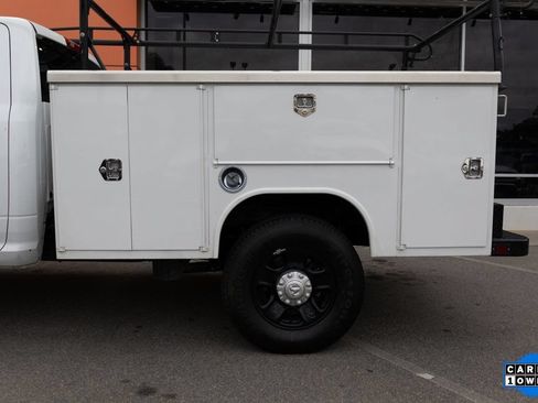 Used 2022 RAM 2500 Tradesman AWD/4WD image 12
