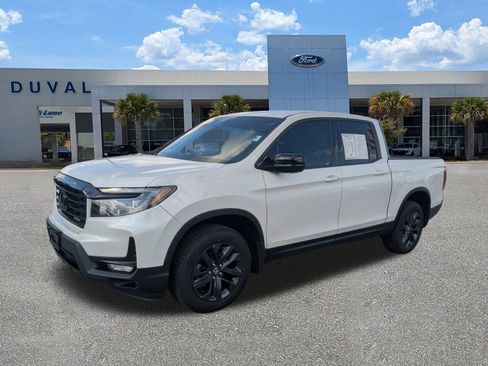 Used 2023 Honda Ridgeline Sport image 8