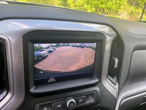 Used 2020 Chevrolet Silverado 1500 Custom AWD/4WD image 16