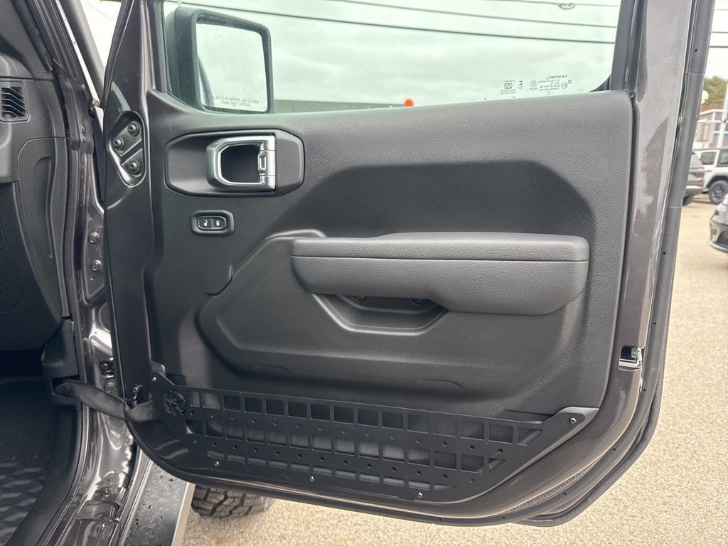 New 2026 Jeep Wrangler Unlimited Sport AWD/4WD image 30