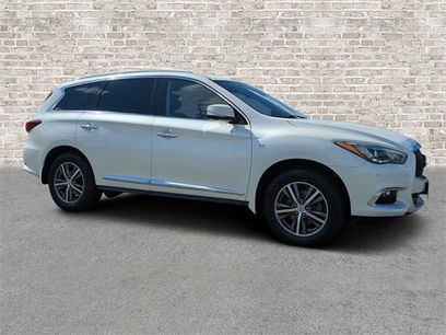 Used 2019 INFINITI QX60 Luxe w/ Essential Package
