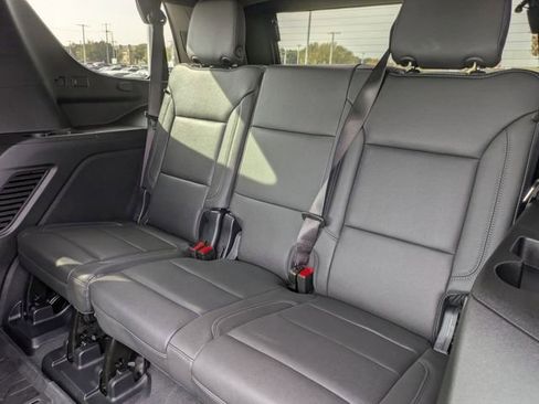 Used 2025 Chevrolet Tahoe Z71 w/ Z71 Off-Road Package image 30