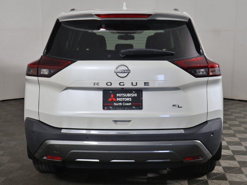 Used 2023 Nissan Rogue SL FWD image 12
