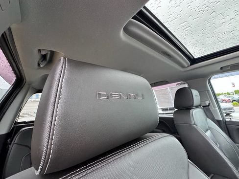 Used 2018 GMC Sierra 3500 Denali w/ Duramax Plus Package AWD/4WD image 16