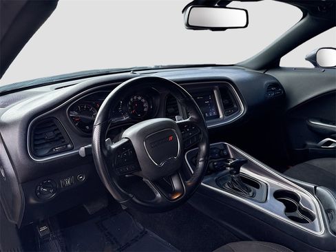 Used 2021 Dodge Challenger GT w/ Blacktop Package image 9