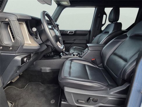 Used 2025 Ford Bronco Outer Banks AWD/4WD image 21