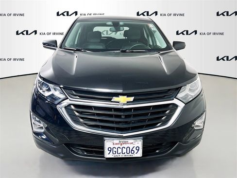 Used 2019 Chevrolet Equinox LT image 2