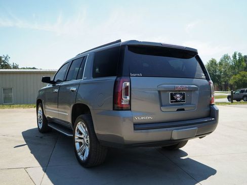 Used 2020 GMC Yukon SLT w/ Premium Edition image 4