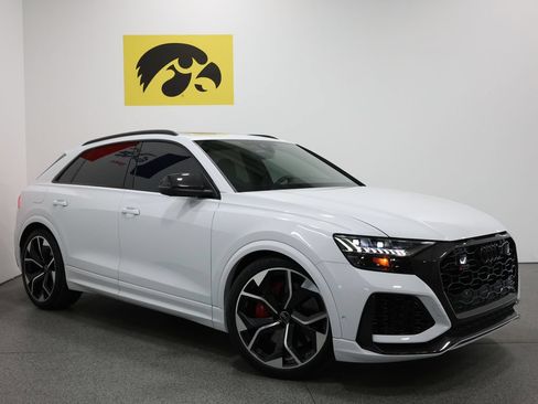 Used 2024 Audi RS Q8 w/ Black Optic Package AWD/4WD image 2